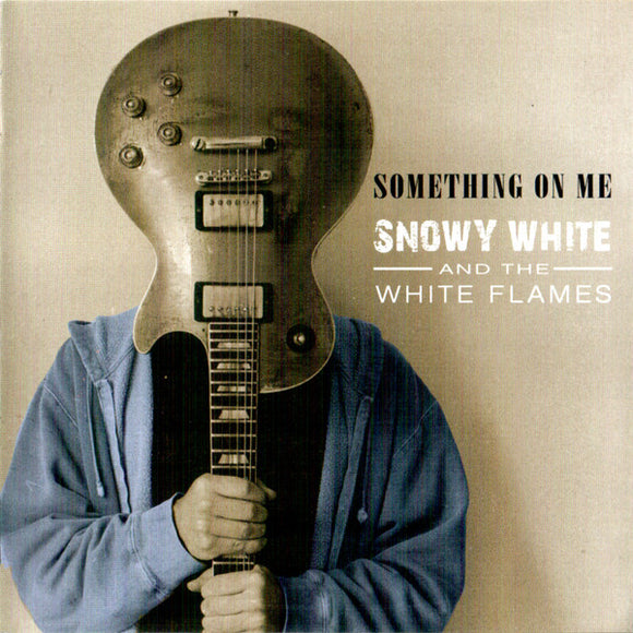 Snowy White & The White Flames 